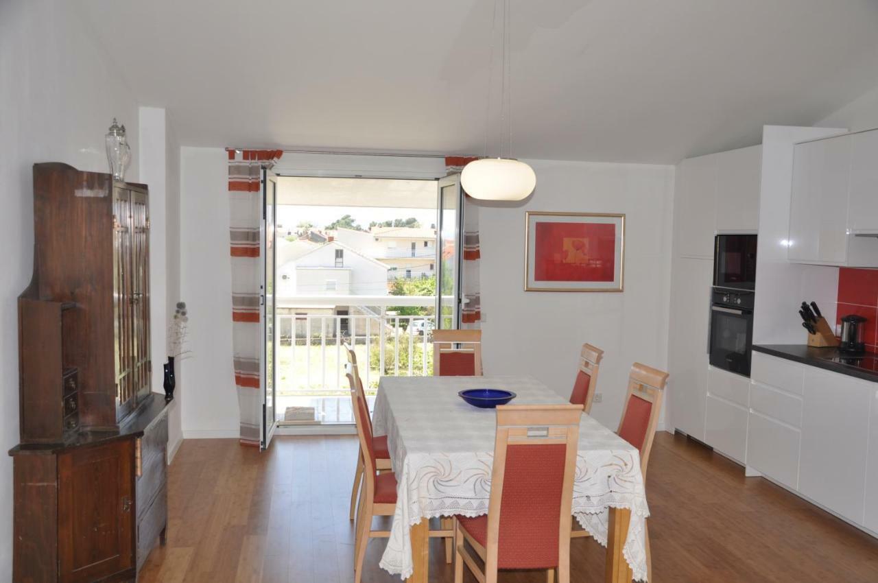 Villa Flora Kaštela Exteriér fotografie